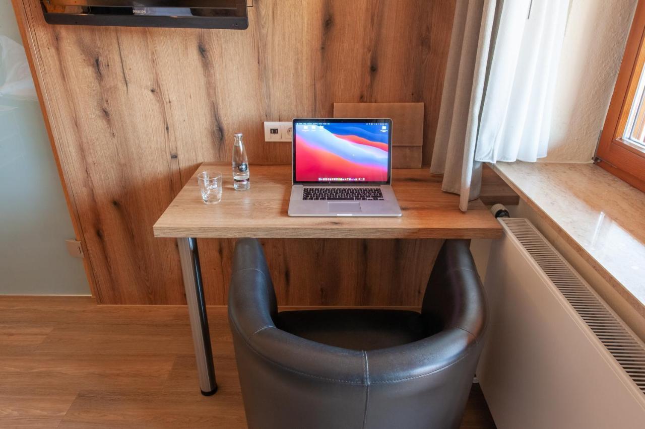 Hotel Landgasthof Oberschnorrhof Dammbach 외부 사진